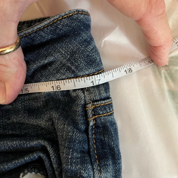 American Eagle Jeans - Picture 8 of 10